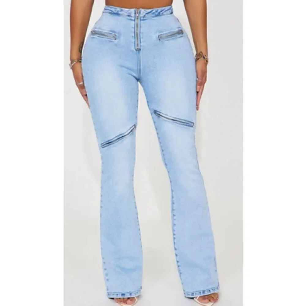 Fashion nova NWT I don’t mind stretch flare, jeans, size 13